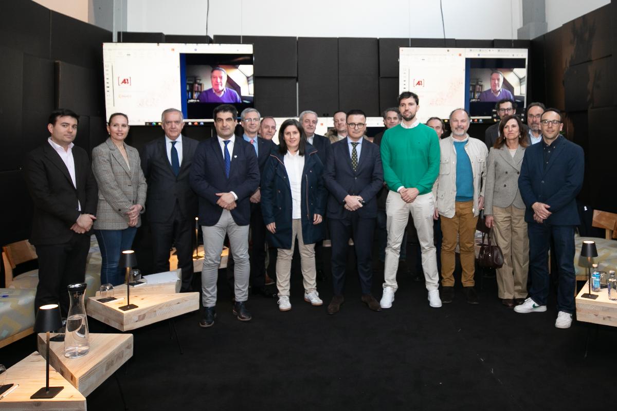 A Xunta apela a seguir traballando da man do tecido empresarial co obxectivo de reter e captar talento para atender as necesidades de man de obra