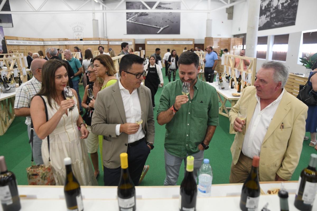 A Xunta enxalza en Cambados o sector vitivinícola como motor de emprego no rural e referente de emprendemento ligado ao territorio